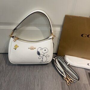 COACH Shoulder Bag